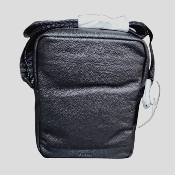 Fossil Men's Sport leather travel courier messenger bag  color Black BNWT - Picture 2 of 4